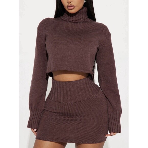 Sweater Mini Skirt Set – Brown Sz XL   Two-Piece Turtleneck Crop Set Worn Once - Picture 2 of 4